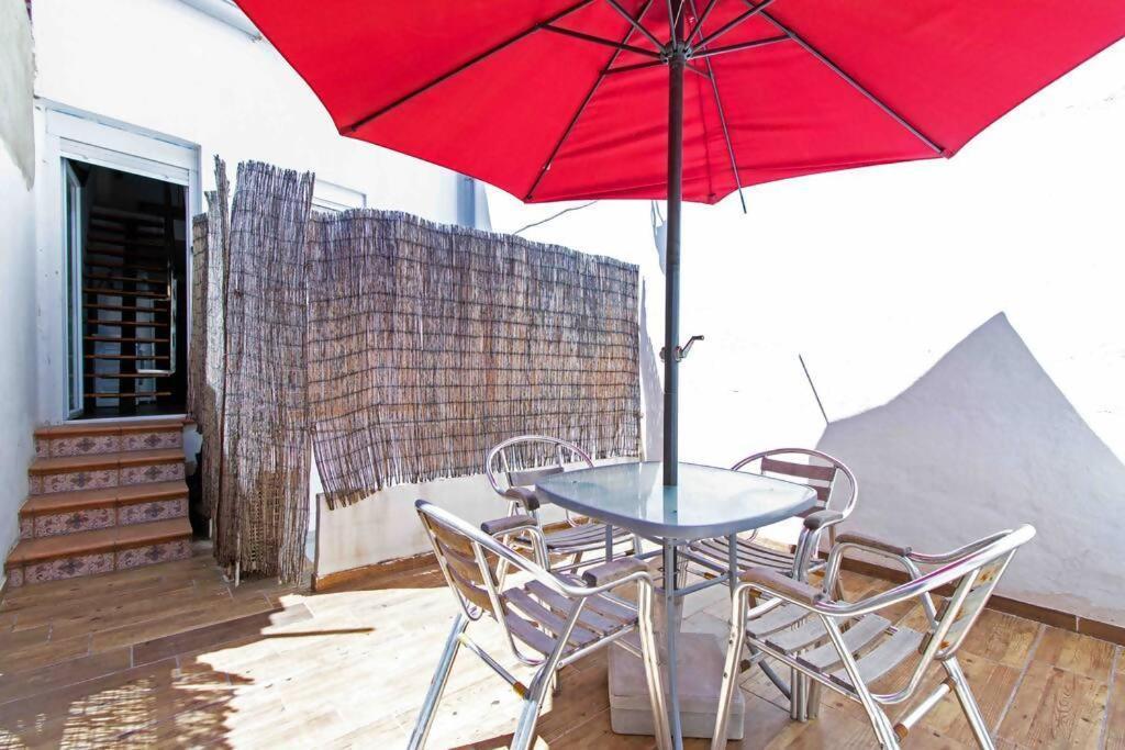 Acogedor Duplex Con Terraza Interior En La Playa Apartment Valencia Ngoại thất bức ảnh
